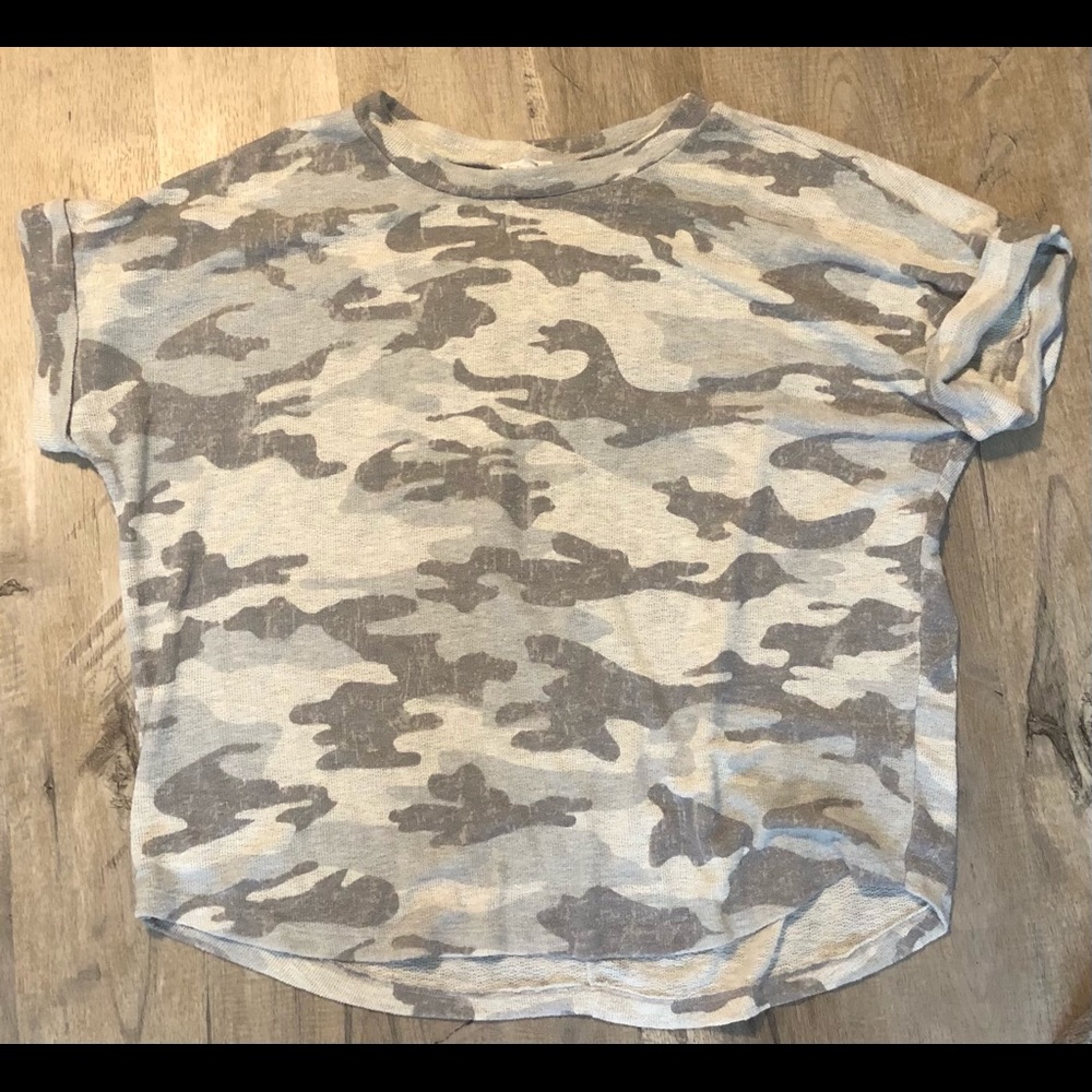 Camo top